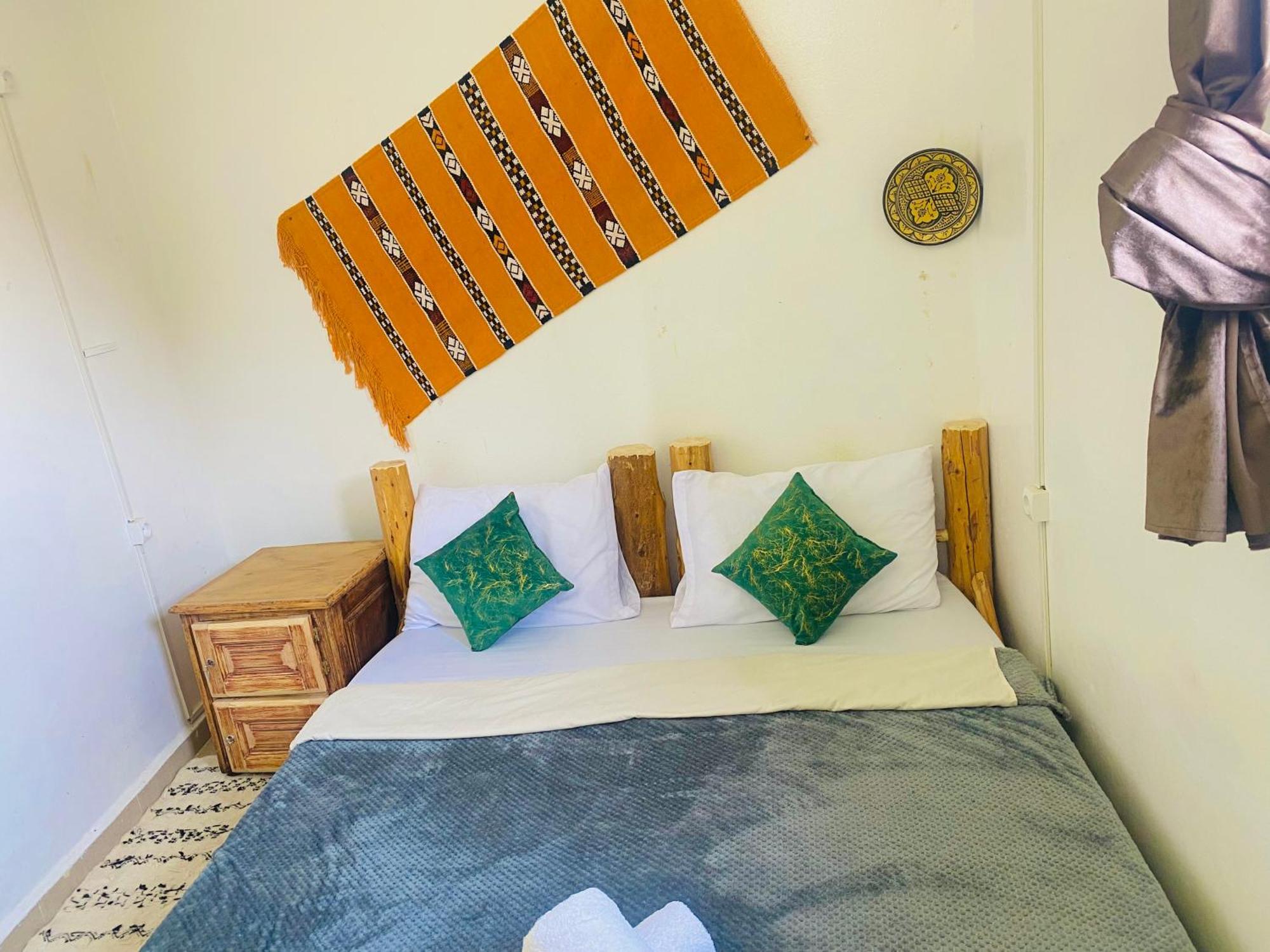 Tizaou Guest House ทากาเซาท์ ภายนอก รูปภาพ