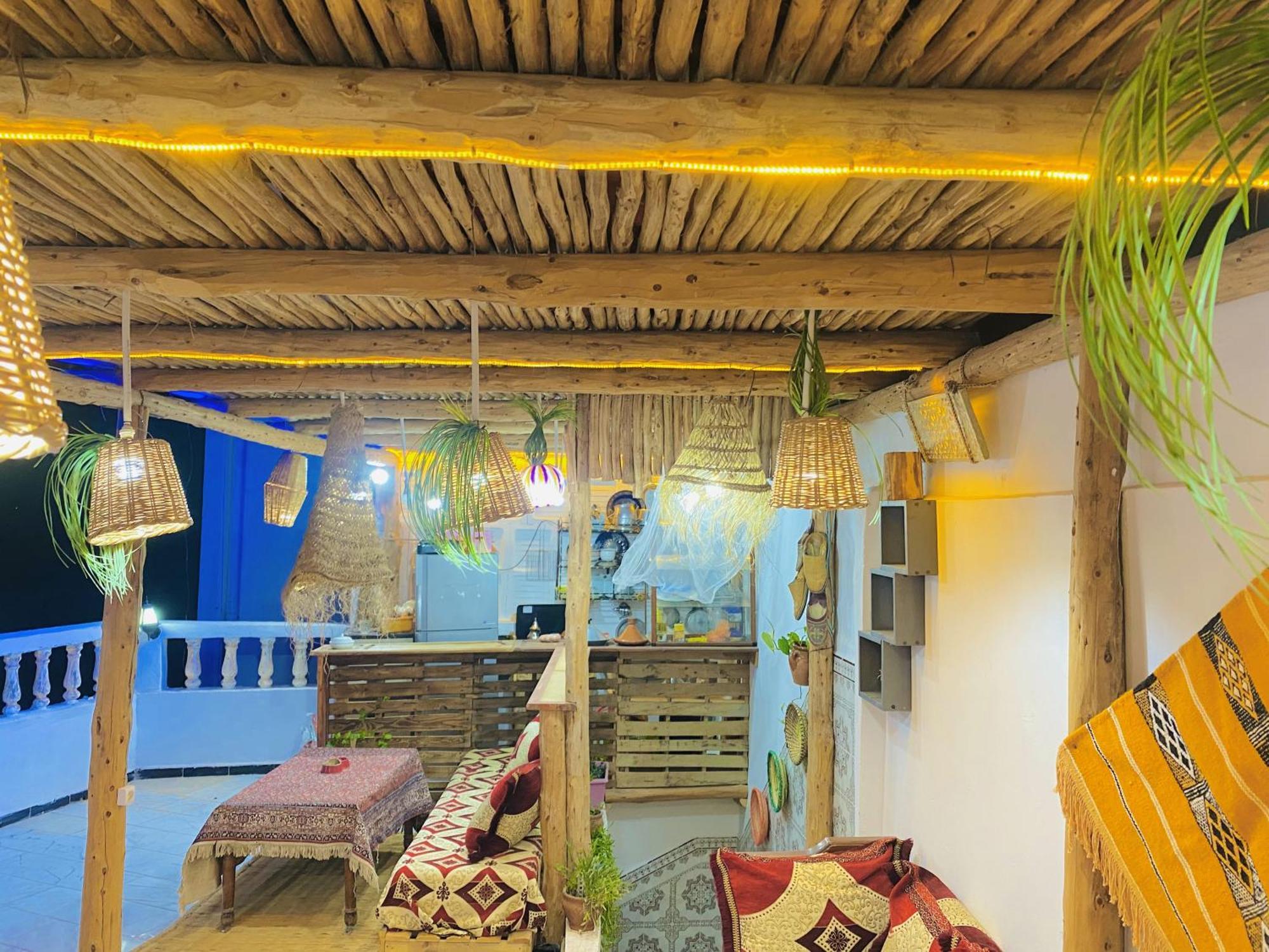 Tizaou Guest House ทากาเซาท์ ภายนอก รูปภาพ
