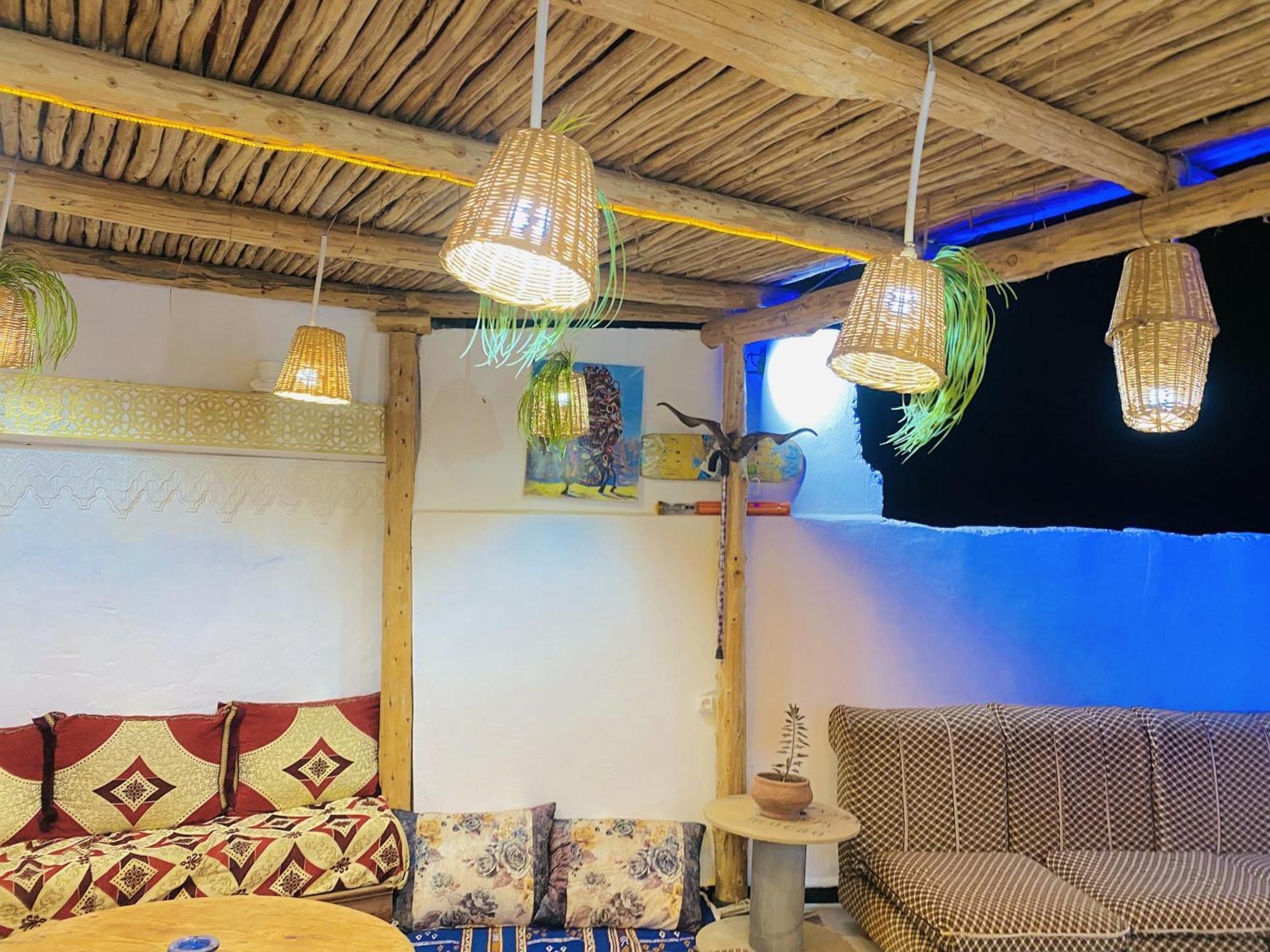 Tizaou Guest House ทากาเซาท์ ภายนอก รูปภาพ