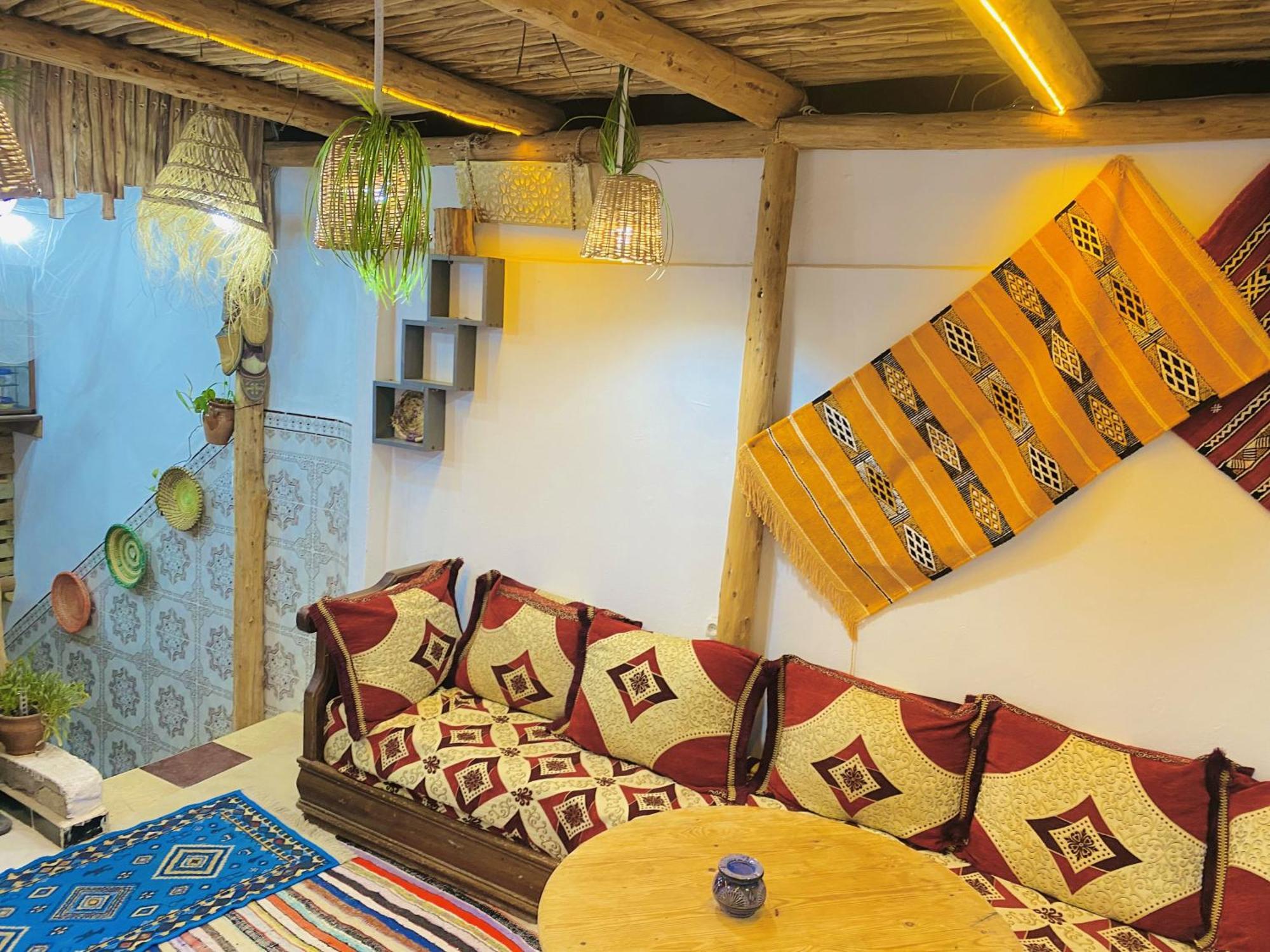 Tizaou Guest House ทากาเซาท์ ภายนอก รูปภาพ