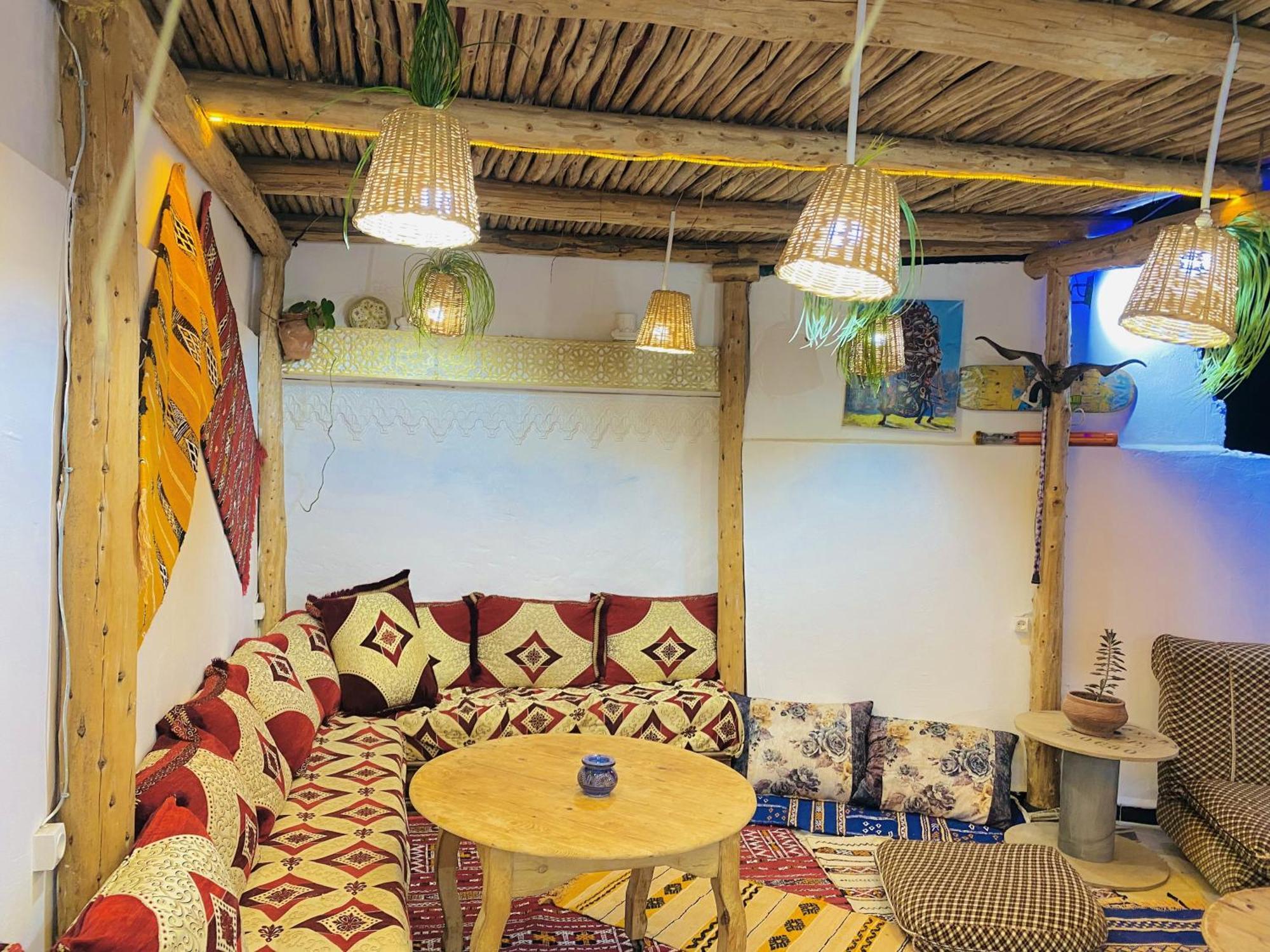 Tizaou Guest House ทากาเซาท์ ภายนอก รูปภาพ