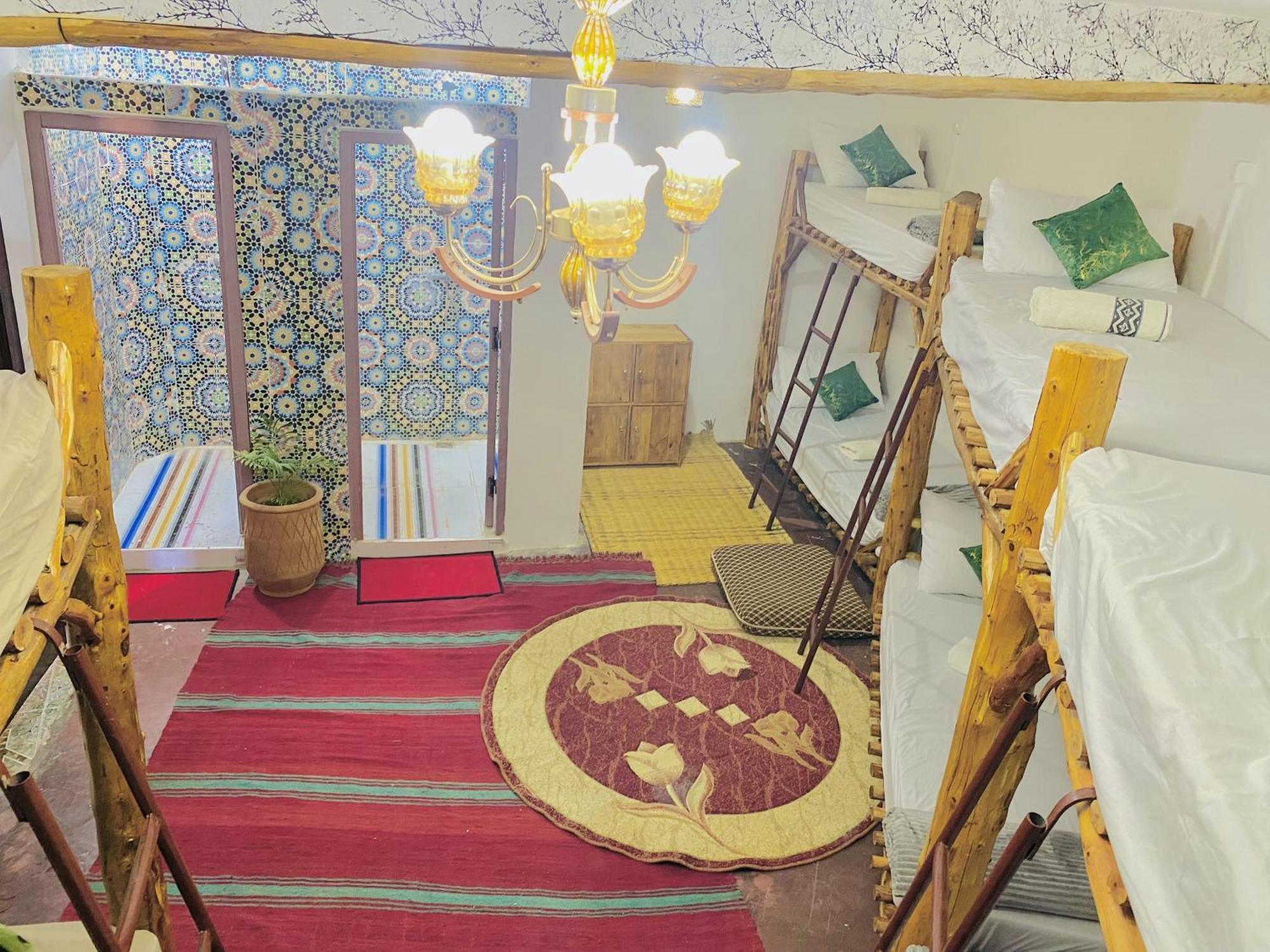 Tizaou Guest House ทากาเซาท์ ภายนอก รูปภาพ