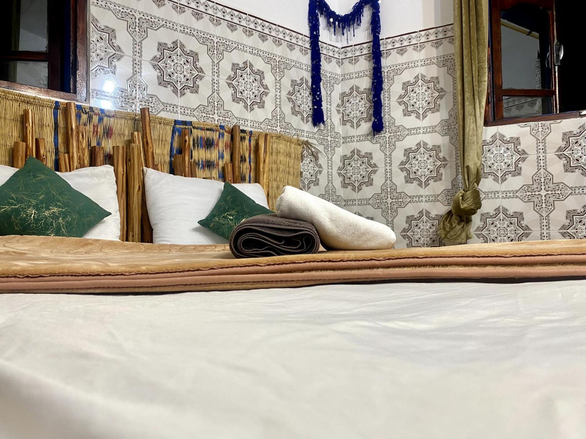 Tizaou Guest House ทากาเซาท์ ห้อง รูปภาพ